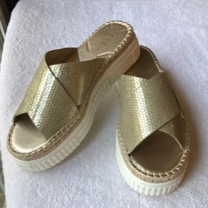 * LAST CHANCE**NWOT! Franco Sarto Platform / espadrille style sandals